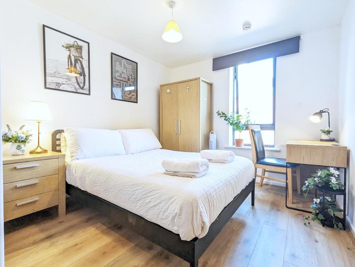 Guest Room In City Centre Near Key Attractions 리버풀 외부 사진